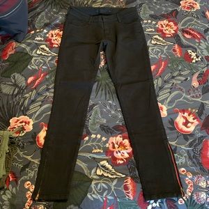 NWOT Black Etienne Marcel Skinnies, Zippered Ankle